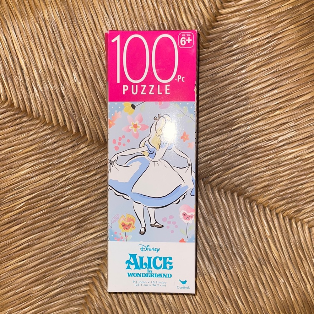 Alice in wonderland 100 pc puzzle